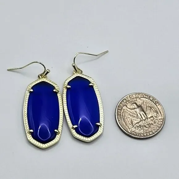 Kendra Scott Danielle Gold Drop Earrings In Cobalt - Picture 6 of 6
